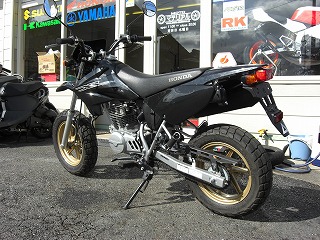 中古車　ＸＲ１００モタード　リヤ周り