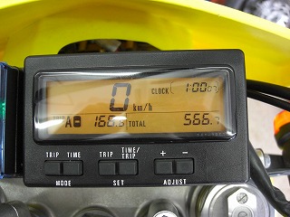 中古車　ＤＲ－Ｚ４００ＳＭ　黄　メーター