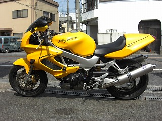 中古車　ＶＴＲ１０００Ｆ左