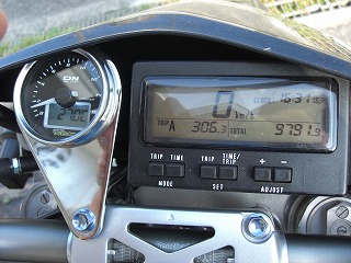 ＤＲ－Ｚ４００ＳＭ　メーター回り