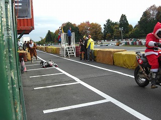 ２０１０年１１月２８日　琵琶湖スポーツランド　ライダー交代　２