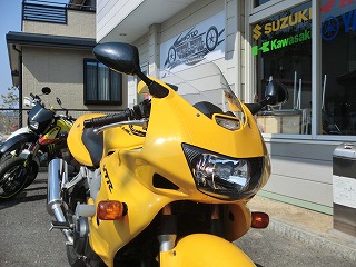 ホンダ　ＶＴＲ１０００Ｆ　スクリーン