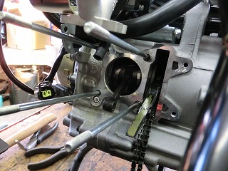 ＪＯＧ　ボアアップ取り付け２