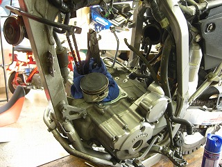 ＸＲ２５０　腰上分解