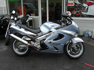 カワサキ ZZR1200