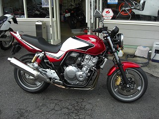 ホンダ　ＣＢ４００ＳＦ　ＲＥＶＯ
