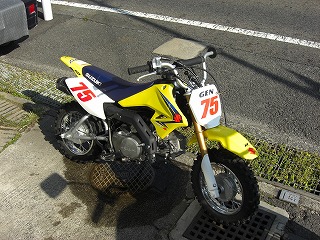 スズキ　ＤＲ－Ｚ５０